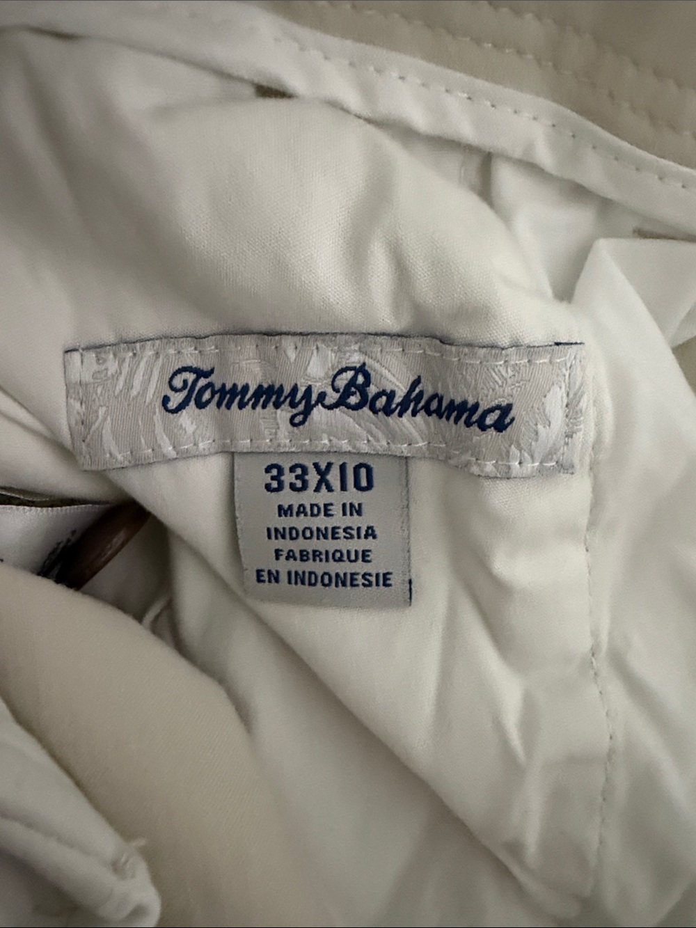Tommy Bahama Men's Ivory Cargo Shorts - Picture 5 of 6